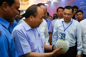 Nâng cao đời sống vật chất, tinh thần để giai cấp công nhân Việt Nam đông về số lượng, mạnh về chất lượng