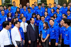 Chủ tịch nước gặp mặt đại biểu thanh niên Khối các cơ quan Trung ương