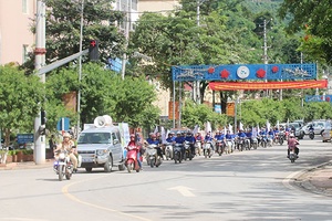 Mít tinh hưởng ứng "Ngày thế giới không thuốc lá 31/5" và "Tuần lễ Quốc gia không khói thuốc lá 25-31/5"