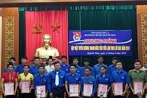 Huyện Đoàn Quỳnh Nhai: Gặp mặt tuyên dương thanh niên tiên tiến làm theo lời Bác năm 2018
