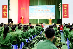 Lễ xuất quân lớp 2 “Học kỳ trong quân đội” năm 2018