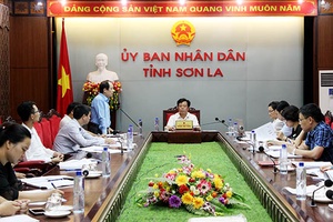Cục Y tế dự phòng làm việc với UBND tỉnh