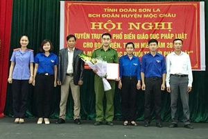 Huyện Đoàn Mộc Châu: Ra mắt CLB “Tuổi trẻ với pháp luật”