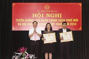 Cục Thuế tỉnh: Tuyên dương người nộp thuế năm 2018