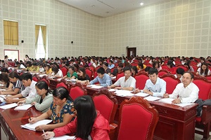 Mộc Châu: Bồi dưỡng chính trị hè cho 2.500 cán bộ, viên chức ngành giáo dục