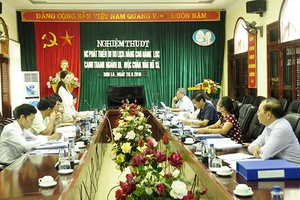 Nghiệm thu đề tài "Nghiên cứu phát triển dịch vụ du lịch và nâng cao năng lực cạnh tranh của ngành du lịch huyện Mộc Châu và Vân Hồ, tỉnh Sơn La"