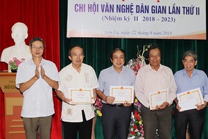 Chi hội văn nghệ dân gian tổ chức Đại hội khóa II