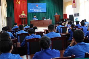 Thường trực Tỉnh Đoàn đối thoại với cán bộ đoàn cơ sở