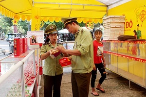 Đội quản lý thị trường số 1: Tăng cường kiểm tra, kiểm soát thị trường trong dịp Tết Trung thu