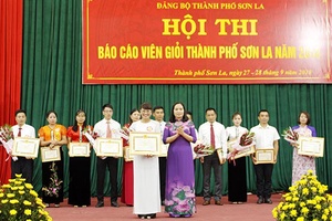 Hội thi báo cáo viên giỏi Thành phố Sơn La năm 2018