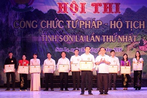 Hội thi “Công chức Tư pháp - Hộ tịch giỏi” lần thứ nhất năm 2018