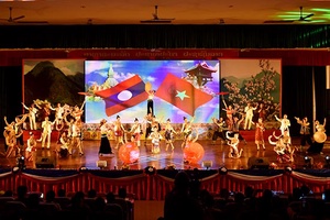 Sôi động, hấp dẫn “Những ngày văn hóa - du lịch Sơn La và Hủa Phăn”