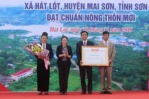 Xã Hát Lót và Mường Bon đạt chuẩn nông thôn mới