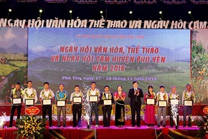 Khai mạc Ngày hội Văn hóa, Thể thao và Ngày hội Cam huyện Phù Yên năm 2018