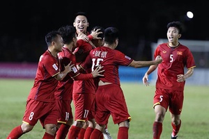 Thắng ngay trên sân Philippines, Việt Nam rộng đường vào chung kết AFF Cup