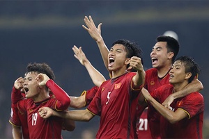 Thủ hòa Malaysia, tuyển Việt Nam chiếm ưu thế giành AFF Cup