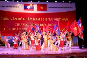 Tuần văn hóa Lào năm 2018 tại Việt Nam: Chương trình biểu diễn nghệ thuật của Đoàn nghệ thuật Quốc gia Lào