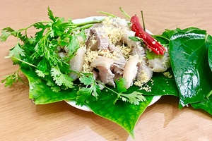 Thịt chua - món đặc sản của dân tộc Thái