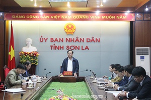Họp bàn phương án tiếp nhận thiết bị và phần mềm Trung tâm điều hành thông minh