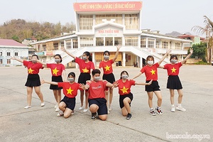 Nhà thiếu nhi tỉnh Sơn La: Tổ chức nhảy Flash mob “Điệu nhảy Ghen Cô vy”