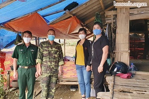 Tặng nhu yếu phẩm, trồng rau xanh cho các chốt kiểm soát phòng, chống dịch bệnh COVID-19