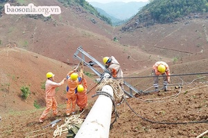 Công ty Điện lực Sơn La: Nỗ lực cấp điện trở lại cho khách hàng
