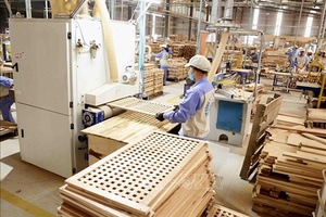 Tháng 4/2020, kim ngạch xuất khẩu hàng hóa của cả nước giảm 18,4%