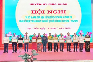 Mộc Châu, Sốp Cộp, Bắc Yên, Yên Châu: Sơ kết 4 năm thực hiện Chỉ thị số 05 –CT/TW của Bộ Chính trị