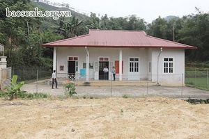 Nà Khoang học và làm theo Bác