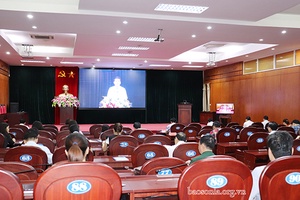 Hội nghị báo cáo viên Trung ương đột xuất và Hội nghị báo cáo viên tỉnh ủy tháng 5