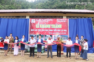 Khánh thành nhà lưu trú Trường Tiểu học Co Mạ 1