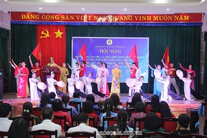 Công đoàn Viên chức tỉnh: Biểu dương điển hình tiên tiến giai đoạn 2015-2020 và tổng kết 10 năm phong trào "Giỏi việc nước, đảm việc nhà"