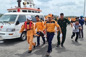 Huy động lực lượng tìm kiếm các ngư dân của tàu cá mất tích