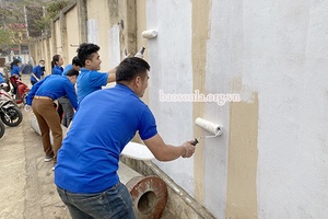 Chung sức vì môi trường sáng, xanh, sạch, đẹp 