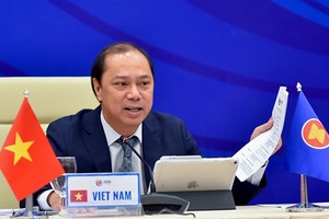 Cộng đồng ASEAN đoàn kết thống nhất và rộng mở hướng tới cấu trúc khu vực hoạt động dựa trên luật lệ