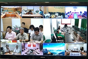 Còn 15 bệnh nhân mắc COVID-19 dương tính với SARS-CoV-2