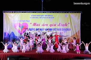 Chương trình nghệ thuật ''Mái ấm gia đình''