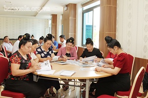 Xử lý và trữ nước tại hộ gia đình bảo đảm hợp vệ sinh