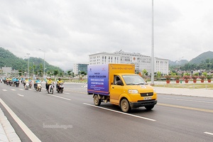 Ra quân hưởng ứng Ngày BHYT - Tuyên truyền, vận động người dân tham gia BHXH tự nguyện, BHYT hộ gia đình
