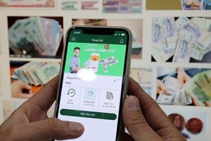 Biến tướng từ vay tiền qua app