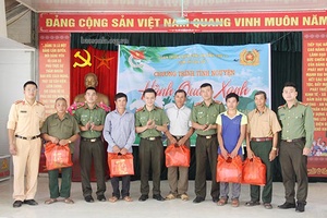 Đoàn thanh niên Công an tỉnh: Tổ chức chương trình tình nguyện về Mường Lèo
