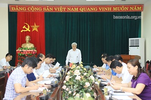 Đồng chí Phó Bí thư Thường trực tỉnh ủy làm việc với Ban Thường vụ huyện ủy Sông Mã