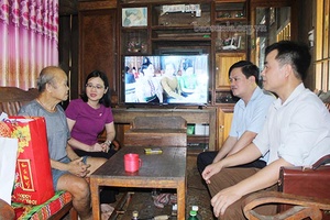 Lãnh đạo Ban Nội chính tỉnh ủy thăm, tặng quà nhân Ngày Thương binh Liệt sĩ