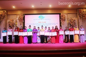 Hội LHPN tỉnh: Hội nghị biểu dương phụ nữ điển hình tiên tiến giai đoạn 2015-2020