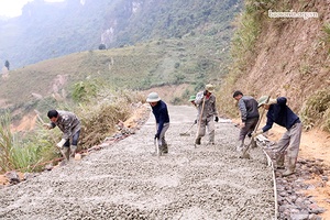Niềm vui của người dân bản Pha Dảo