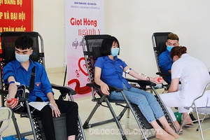 Xung kích, tình nguyện vì cuộc sống cộng đồng và học tập