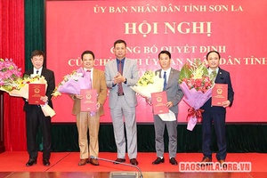 Hội nghị công bố Quyết định của Chủ tịch UBND tỉnh về công tác cán bộ