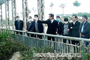 Đồng chí Chủ tịch UBND tỉnh làm việc tại huyện Vân Hồ