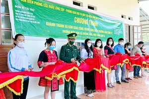 Khánh thành "Lớp học biên cương" 