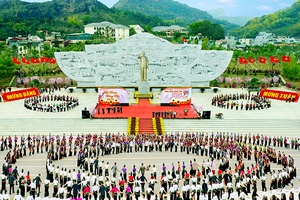 Tự hào 92 mùa xuân có Đảng